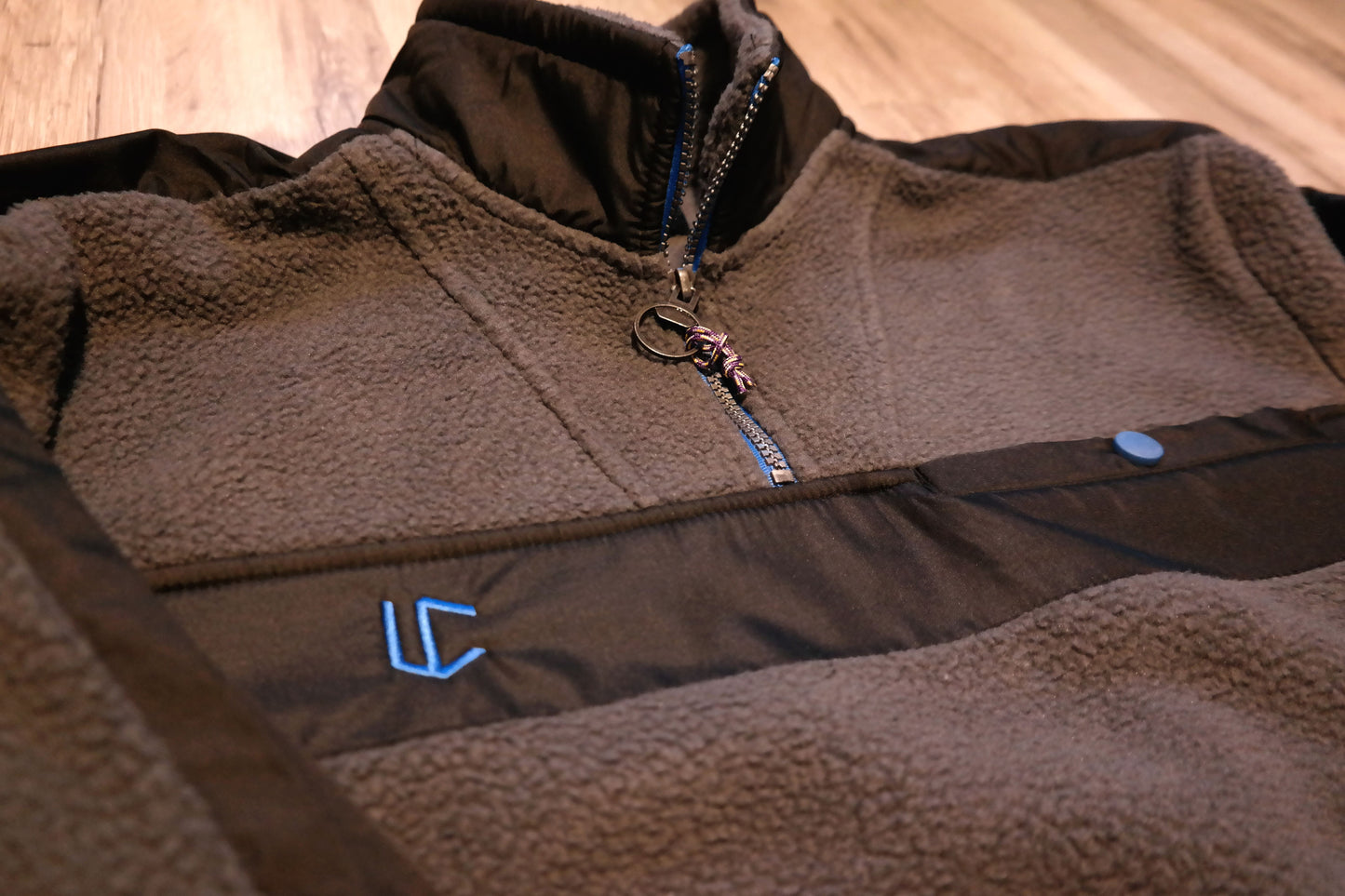 Limited_Limitierter_Unisex_Vintage_Pullover_Seal_Grey_03