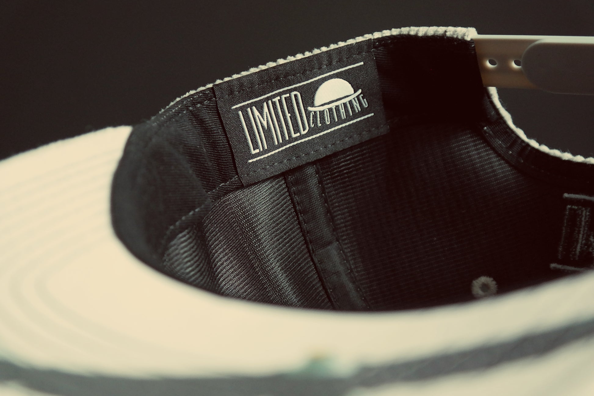 Limited_Limitierte_Snapback_Cap_Eagle_07