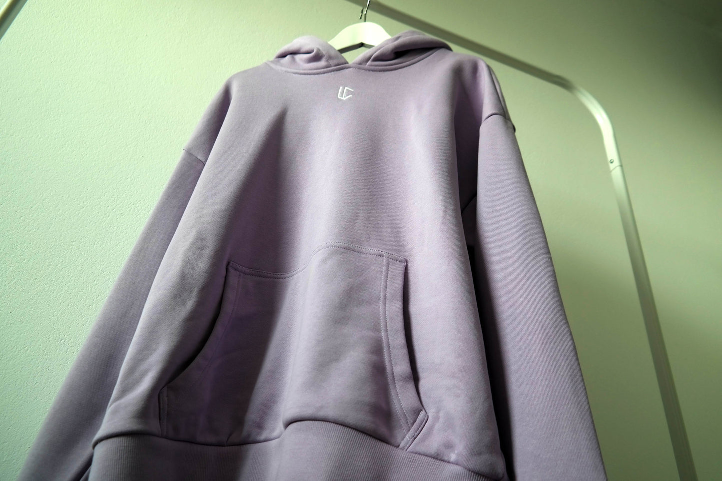Analyzing image  Limited_Limitierter_Oversize_Heavy_Hoodie_Lilac_004