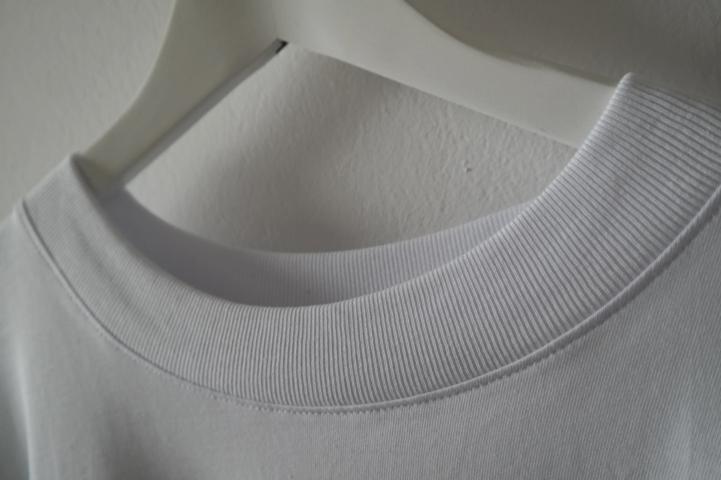 Limited_Limitiertes_Unisex_Oversize_Shirt_White_Ice_Blue_04