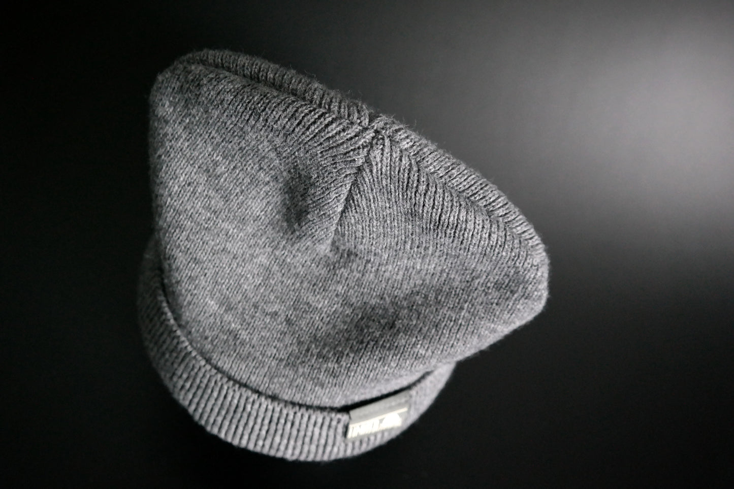Limited_Limitierte_Beanie_Charcoal_05