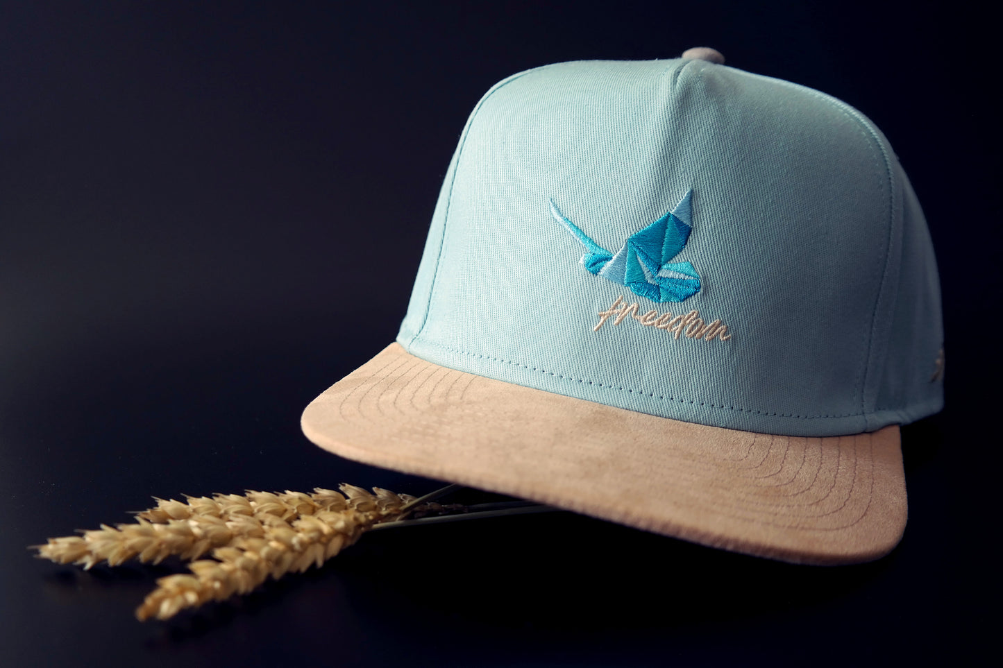 Limited_Limitierte_Snapback_Cap_Freedom_01