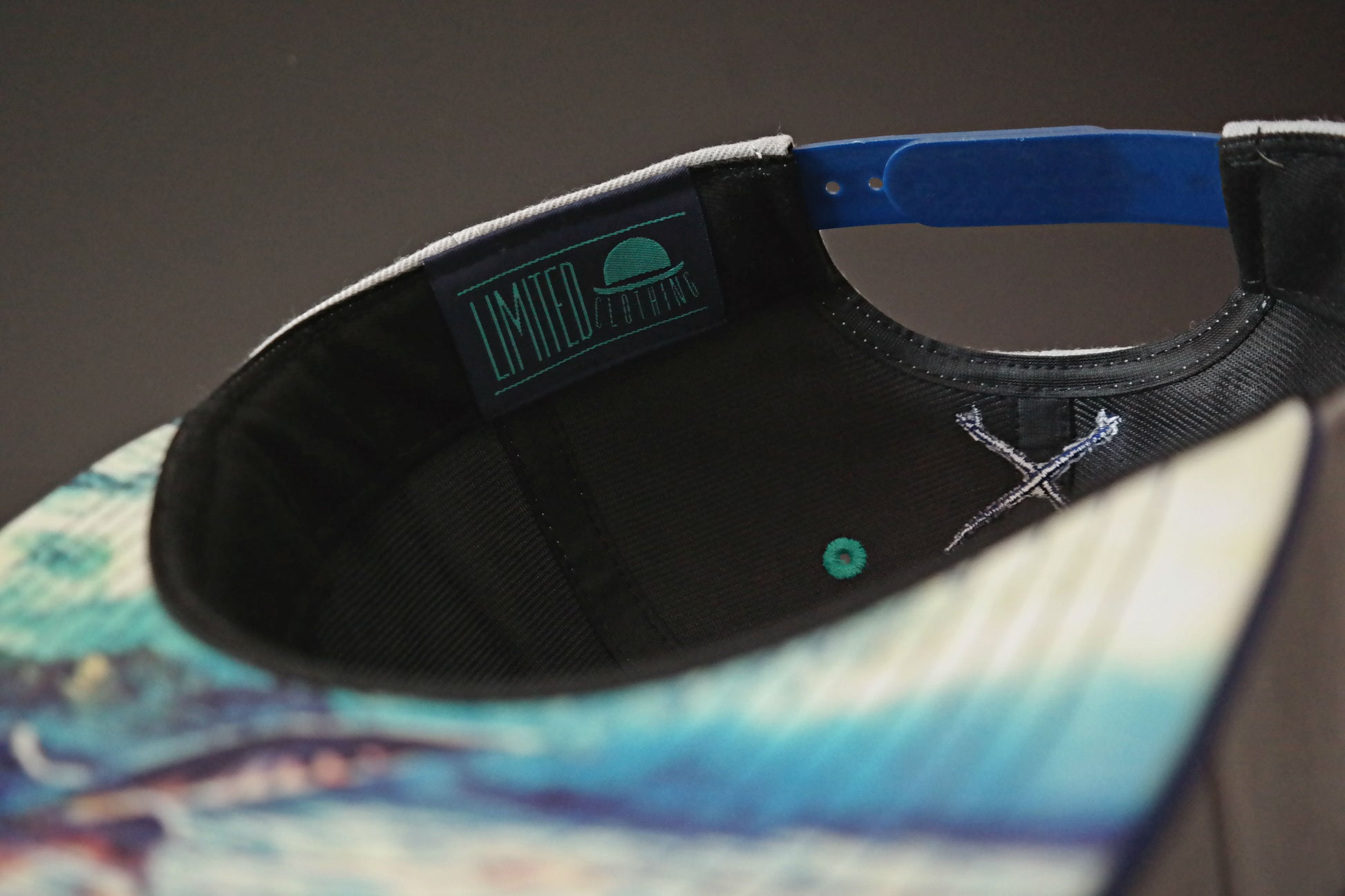 Limited_Limitierte_Snapbacks_Caps_Paradise_06
