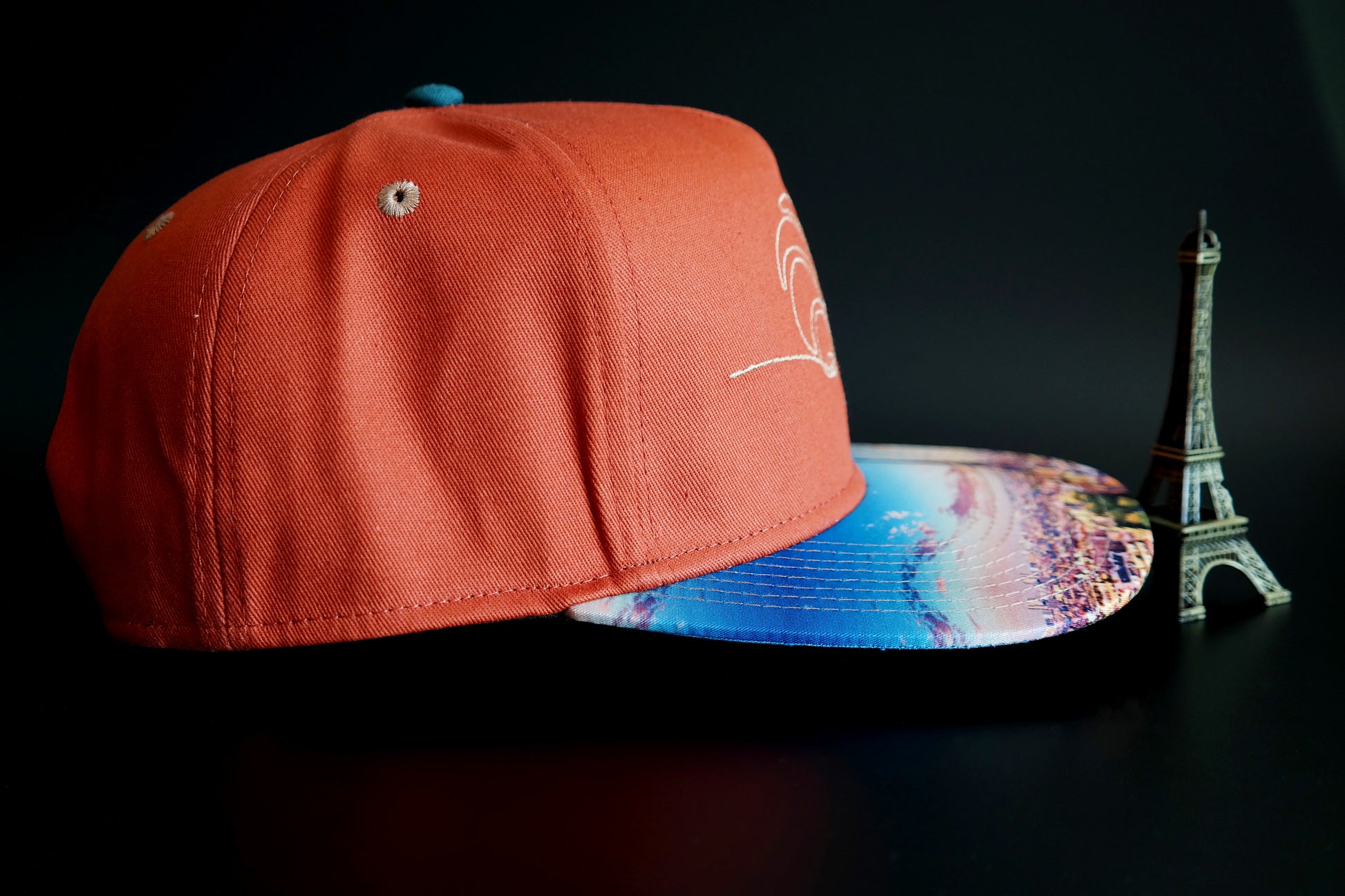 Limited_Limitierte_Snapback_Cap_Paris_03