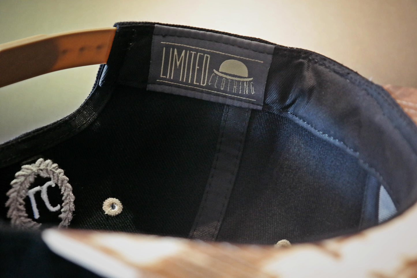 Limited_Limitierte_Snapbacks_Caps_Roman_06