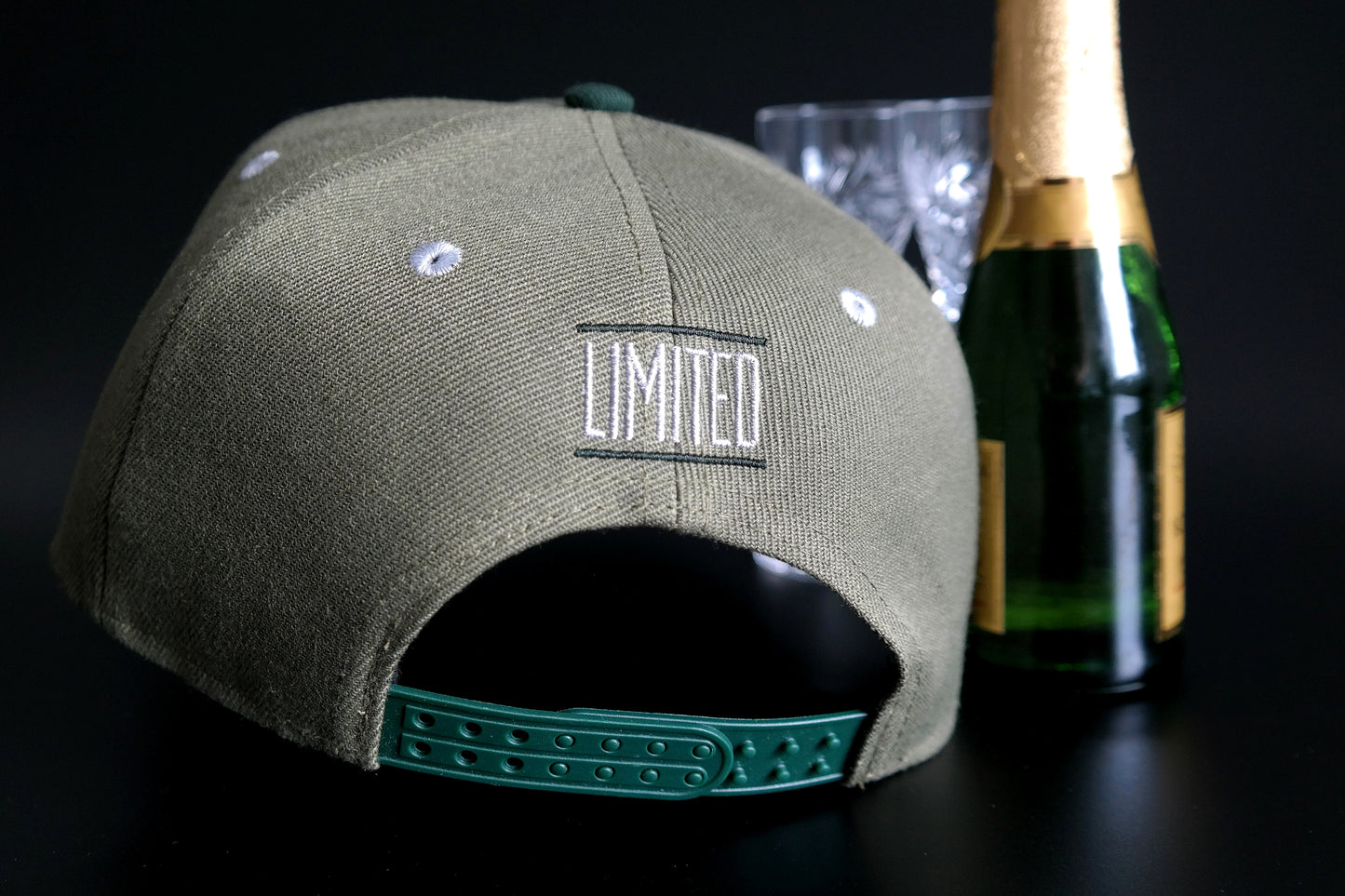 Limited_Limitierte_Snapback_Caps_Memories_004