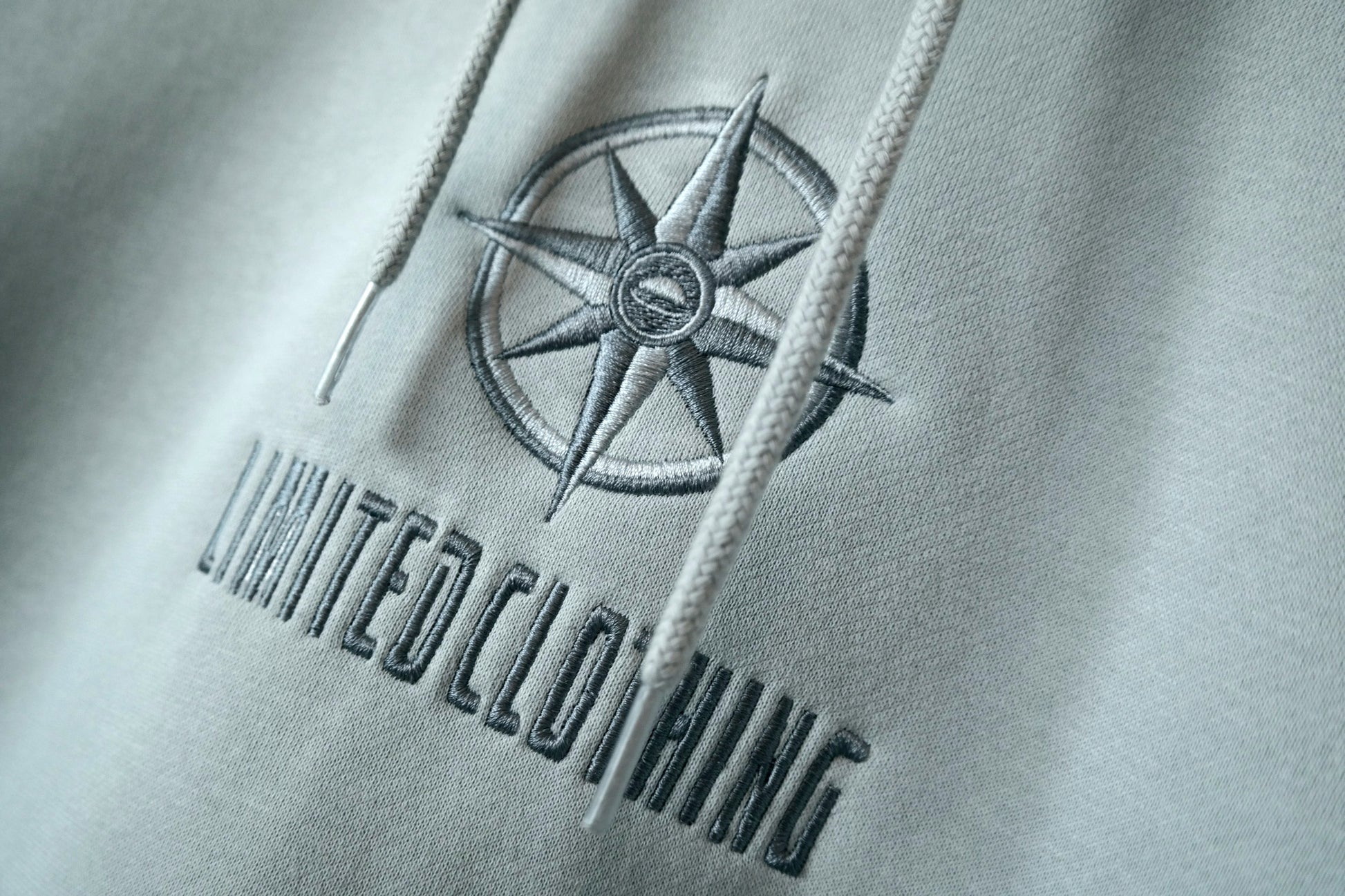 Limited_Limitierter_Kompass_Hoodie_02
