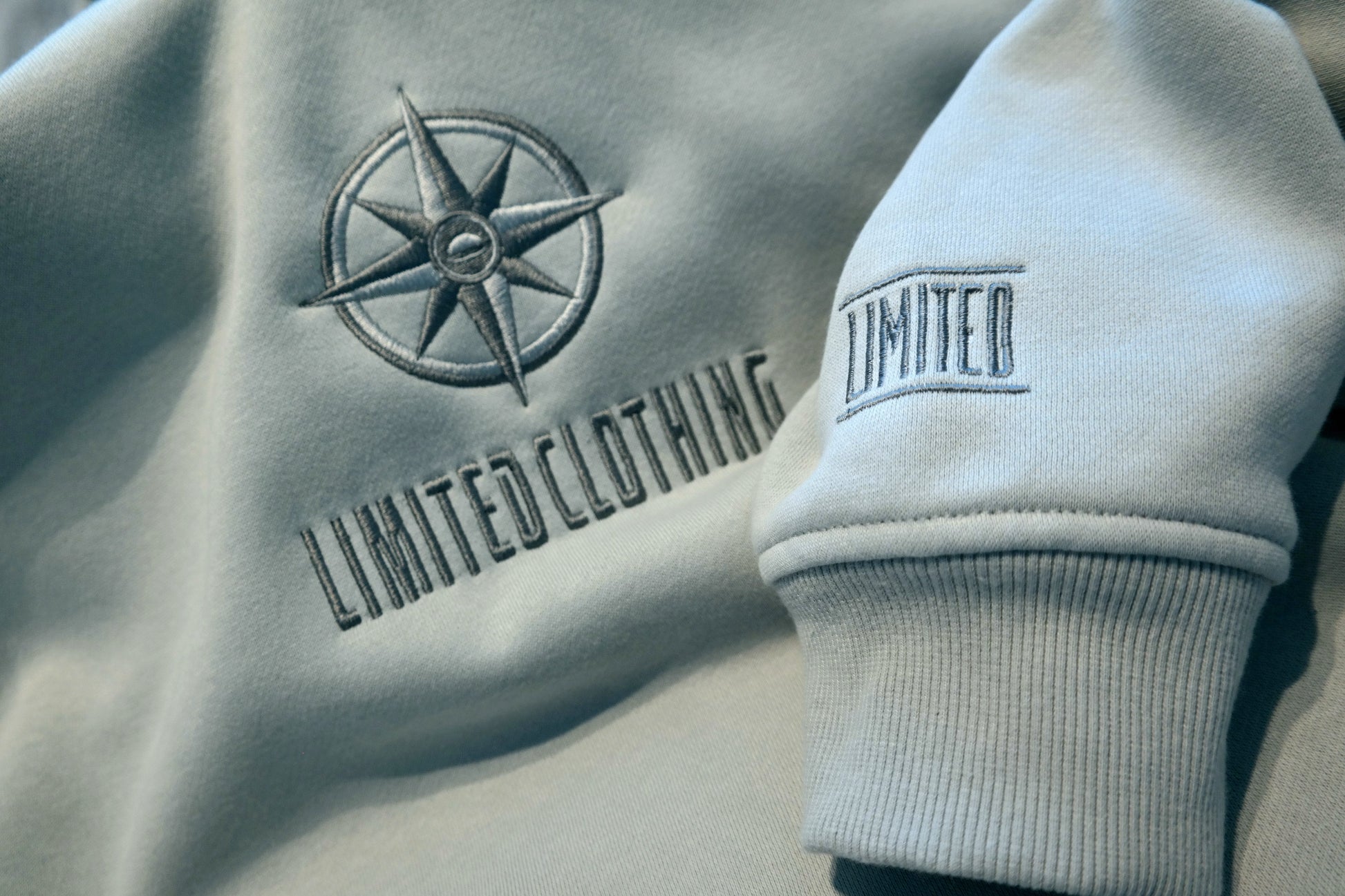 Limited_Limitierter_Kompass_Hoodie_03