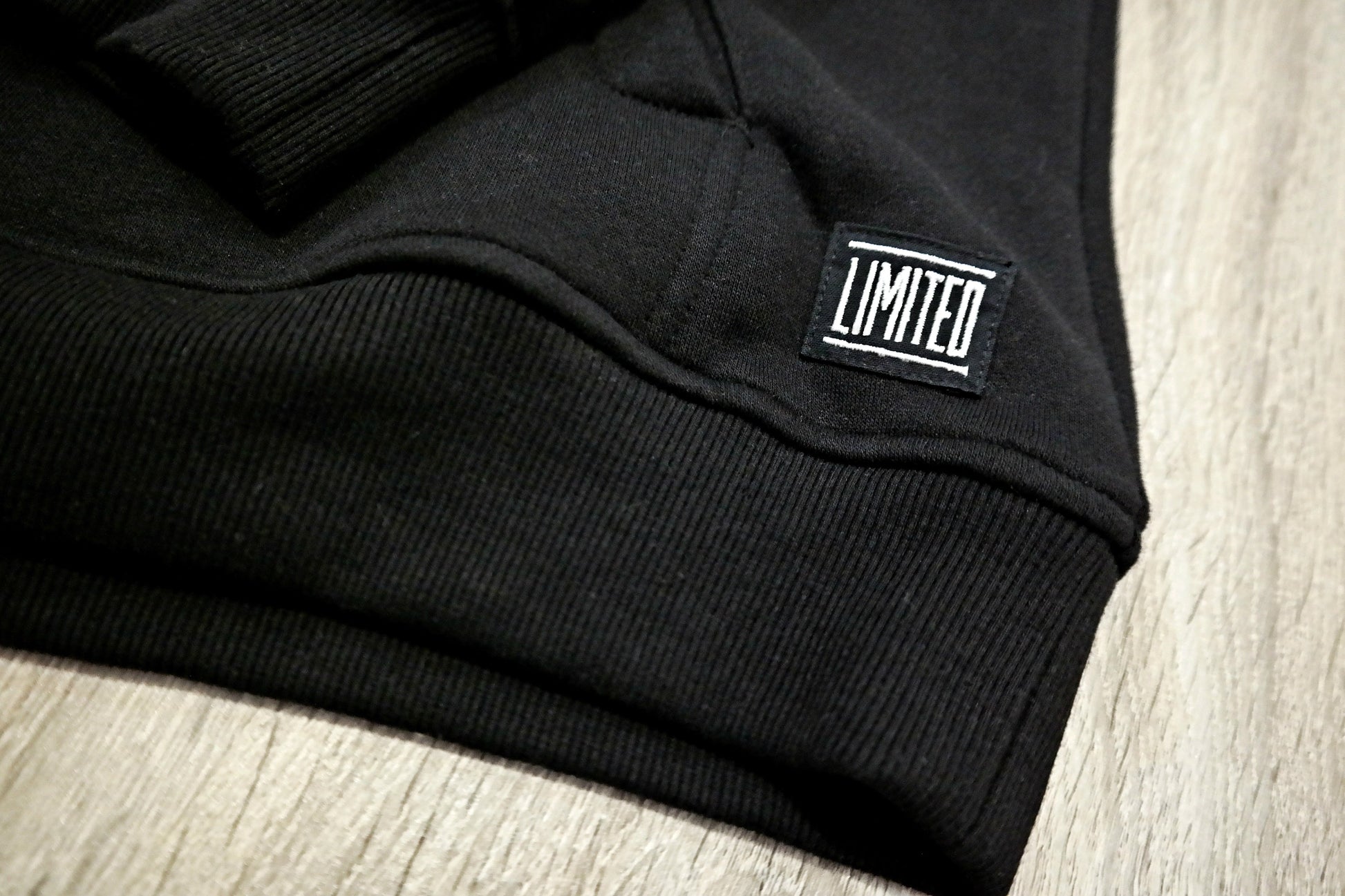 Limited_Limitierter_Sweater_Hoody_Chieftail_03