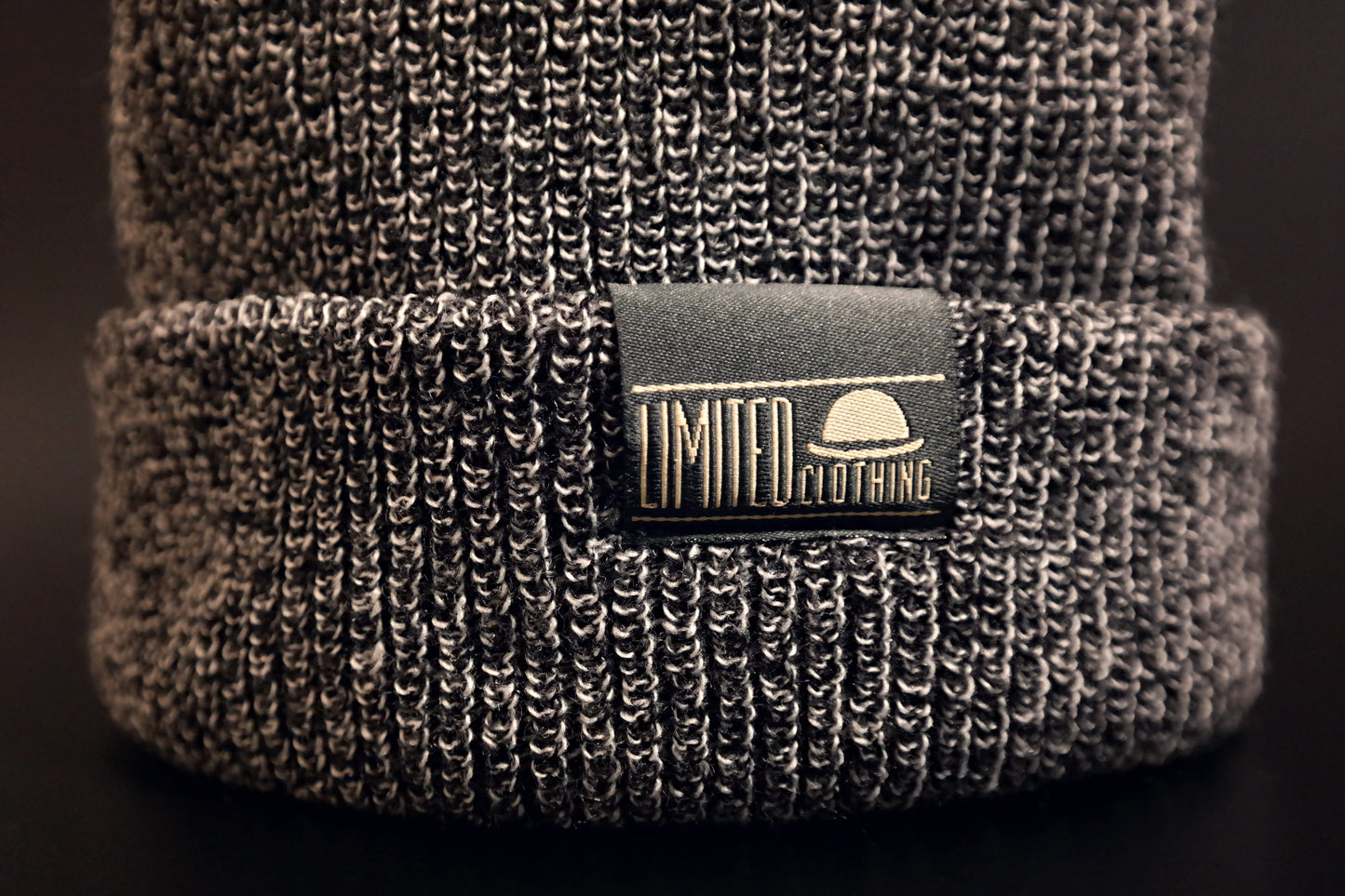 Limitierte_Limited_Beanie_Grau_Meliert_03